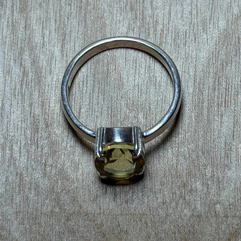 925 Sterling Silver and Citrine Gemstone Ring‎